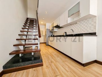 DUPLEX de 1 Dormitorio en el 6.º Piso – Excelente Ubicación en Miraflores