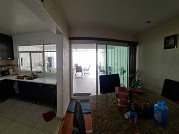 CASA EN VENTA EN FRACC. MONTERREAL