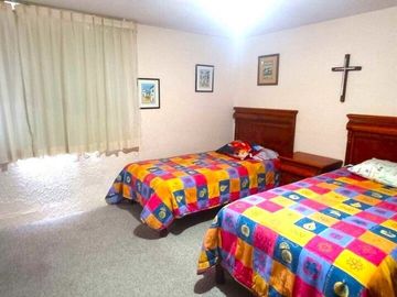 CASA EN VENTA Y O RENTA EN LOMAS 1a. SECC
