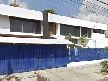 CASA EN VENTA Y O RENTA EN LOMAS 1a. SECC