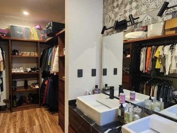 CASA EN VENTA EN BARRIO DE TEQUISQUIAPAN