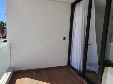 CASA EN VENTA EN BARRIO DE TEQUISQUIAPAN