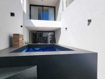 CASA EN VENTA EN BARRIO DE TEQUISQUIAPAN