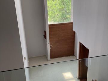 CASA EN VENTA, EN FRACC. SIERRA AZUL
