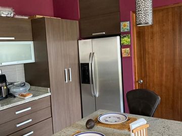 CASA EN VENTA, EN FRACC. SIERRA AZUL