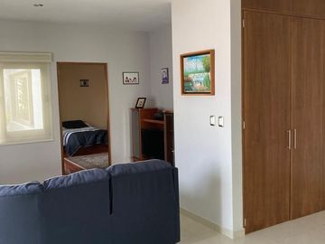 CASA EN VENTA, EN FRACC. SIERRA AZUL