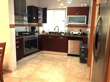 CASA EN VENTA EN LOMAS DEL TEC.