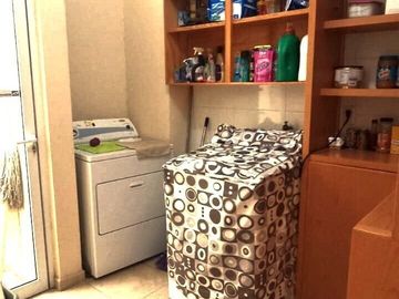 CASA EN VENTA EN LOMAS DEL TEC.