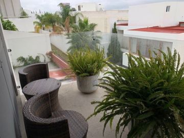 CASA EN VENTA EN PEDREGAL 2
