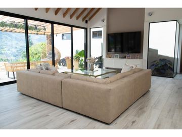 Copia de VENTA DE ESPECTACULAR FINCA 1 SÓLO NIVEL - COPACABANA VEREDA EL NORAL