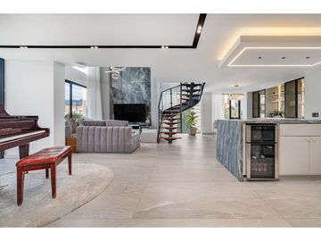 Copia de VENTA PENTHOUSE en el POBLADO con terraza, jacuzzi con vista Medelliin