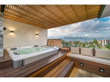Copia de VENTA PENTHOUSE en el POBLADO con terraza, jacuzzi con vista Medelliin