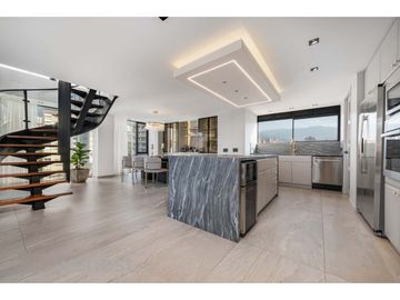 Copia de VENTA PENTHOUSE en el POBLADO con terraza, jacuzzi con vista Medelliin