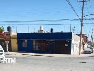 VENTA DE CASA EN ESQUINA, AV. CONSTITUCIÓN