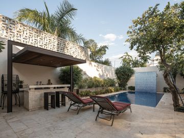 En Venta Residencia - Casa De Lujo En Fracc. CAMPESTRE, Merida