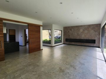 Casa en Venta en Club de Golf Altozano