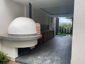 VENTA CASA  263000.00