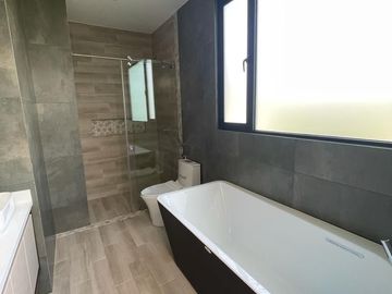 VENTA CASA  263000.00