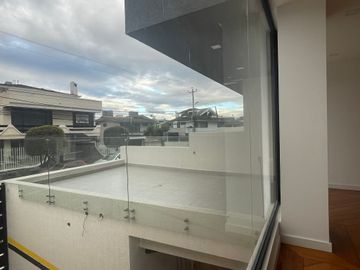 Venta departamento 110m2 a estrenar de 2 dormitorios urbanización El Condado