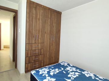 Casas en Venta, Proy. Vip 97 m², Terraza, Parqueadero, Patio, Marianitas Calderón