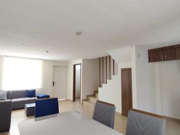 Casas en Venta, Proy. Vip 97 m², Terraza, Parqueadero, Patio, Marianitas Calderón