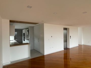 Venta Departamento a estrenar de 3 dormitorios de lujo en Urb. El Condado