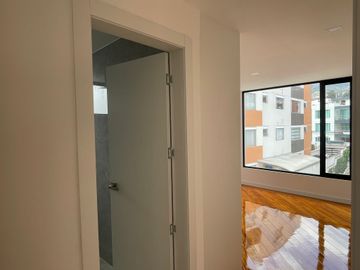 Venta Departamento a estrenar de 3 dormitorios de lujo en Urb. El Condado