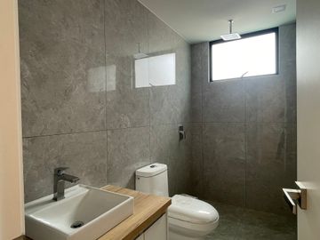 Venta Departamento a estrenar de 3 dormitorios de lujo en Urb. El Condado