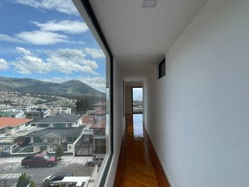 Venta Departamento a estrenar de 3 dormitorios de lujo en Urb. El Condado