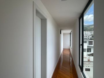 Venta Departamento a estrenar de 3 dormitorios de lujo en Urb. El Condado