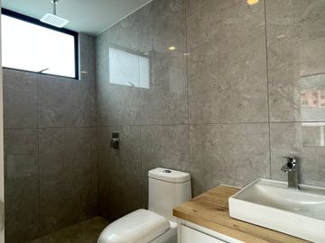 Venta Departamento a estrenar de 3 dormitorios de lujo en Urb. El Condado