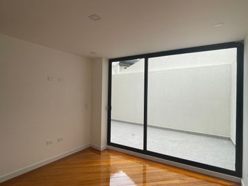 Venta Departamento a estrenar de 2 dormitorios urbanización El Condado