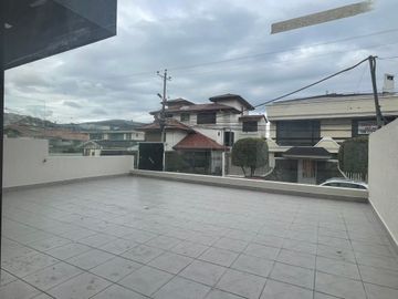 Venta Departamento a estrenar de 2 dormitorios urbanización El Condado
