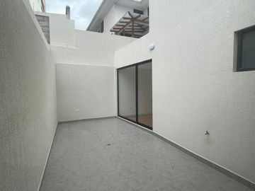 Venta Departamento a estrenar de 2 dormitorios urbanización El Condado