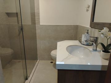 Venta Departamento moderno – Mañosca y Av. Occidental, Quito