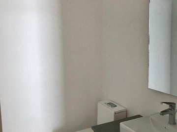 Sector La Carolina, en Venta Departamento 3d 125 m² con Balcon, Edificio One