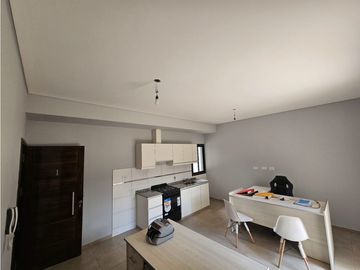 VENTA · DEPTO PB · 2 DORM · CUAYMALLEN ·  B. PRIVADO · R. VENETO