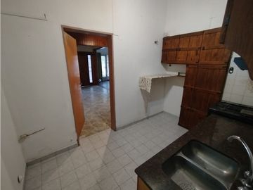 CHALET EN M. MORENO