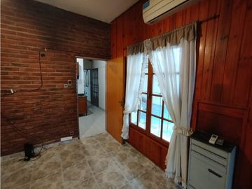 CHALET EN M. MORENO