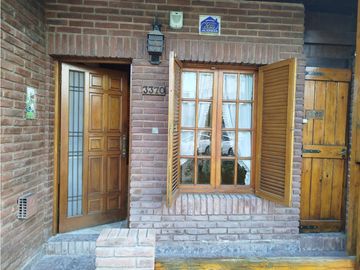 CHALET EN M. MORENO