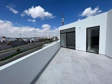 CASA EN VENTA EN SAN ANGEL V