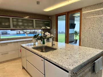 CASA EN VENTA, COL LAS AGUILAS