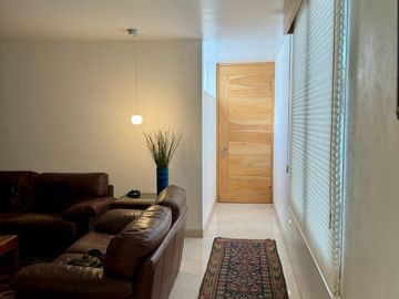 CASA EN VENTA, COL LAS AGUILAS