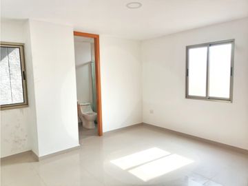 SE VENDE APARTAMENTO EN CIUDAD JARDIN, BARRANQUILLA.