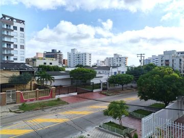 SE VENDE APARTAMENTO EN CIUDAD JARDIN, BARRANQUILLA.