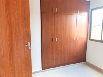 SE VENDE APARTAMENTO EN CIUDAD JARDIN, BARRANQUILLA.