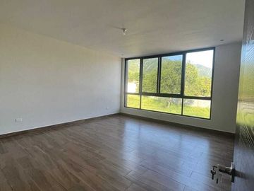 CASA EN VENTA EN LOS CRISTALES CARRETERA NACIONAL