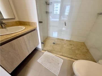 SE VENDE APARTAMENTO AMOBLADO EN MANGA - BARI