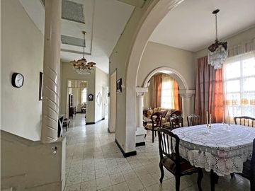 CASA ESQUINERA EN VENTA, EL CEDRO, SUR, CALI