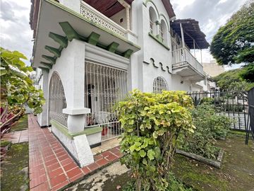 CASA ESQUINERA EN VENTA, EL CEDRO, SUR, CALI